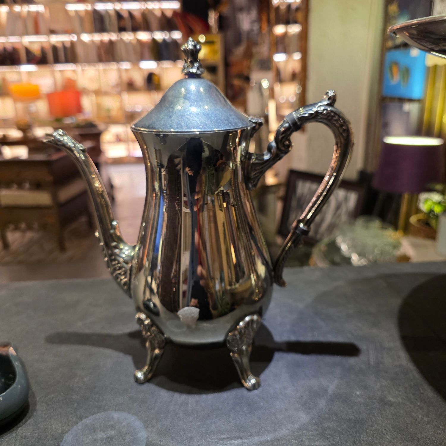 VINTAGE LEONARD SILVERPLATE TEAPOT