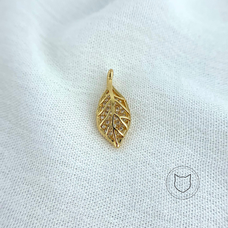 DIJE DE BAÑO DE ORO Y CRISTALES HOJA DI0680G30