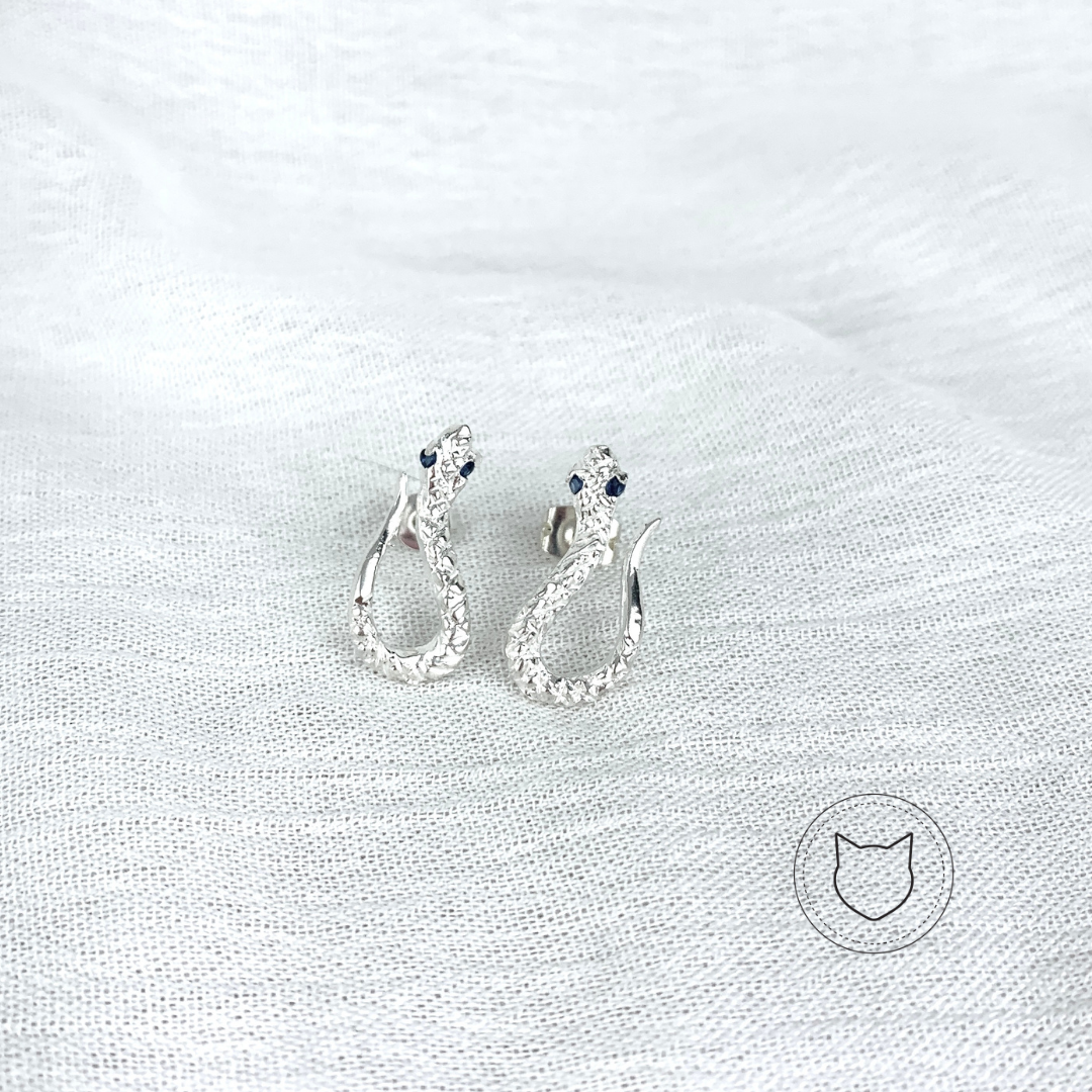 ​ARETES DE PLATA 925 Y CRISTAL AZUL AR0920M31