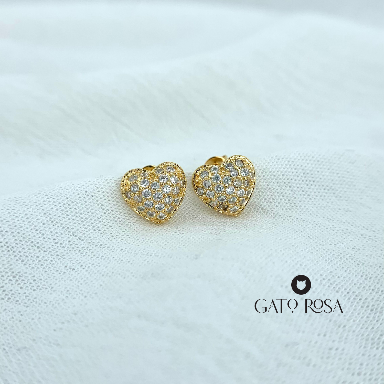 ARETES BAÑO DE ORO CORAZÓN CON CHISPAS AR2436G30