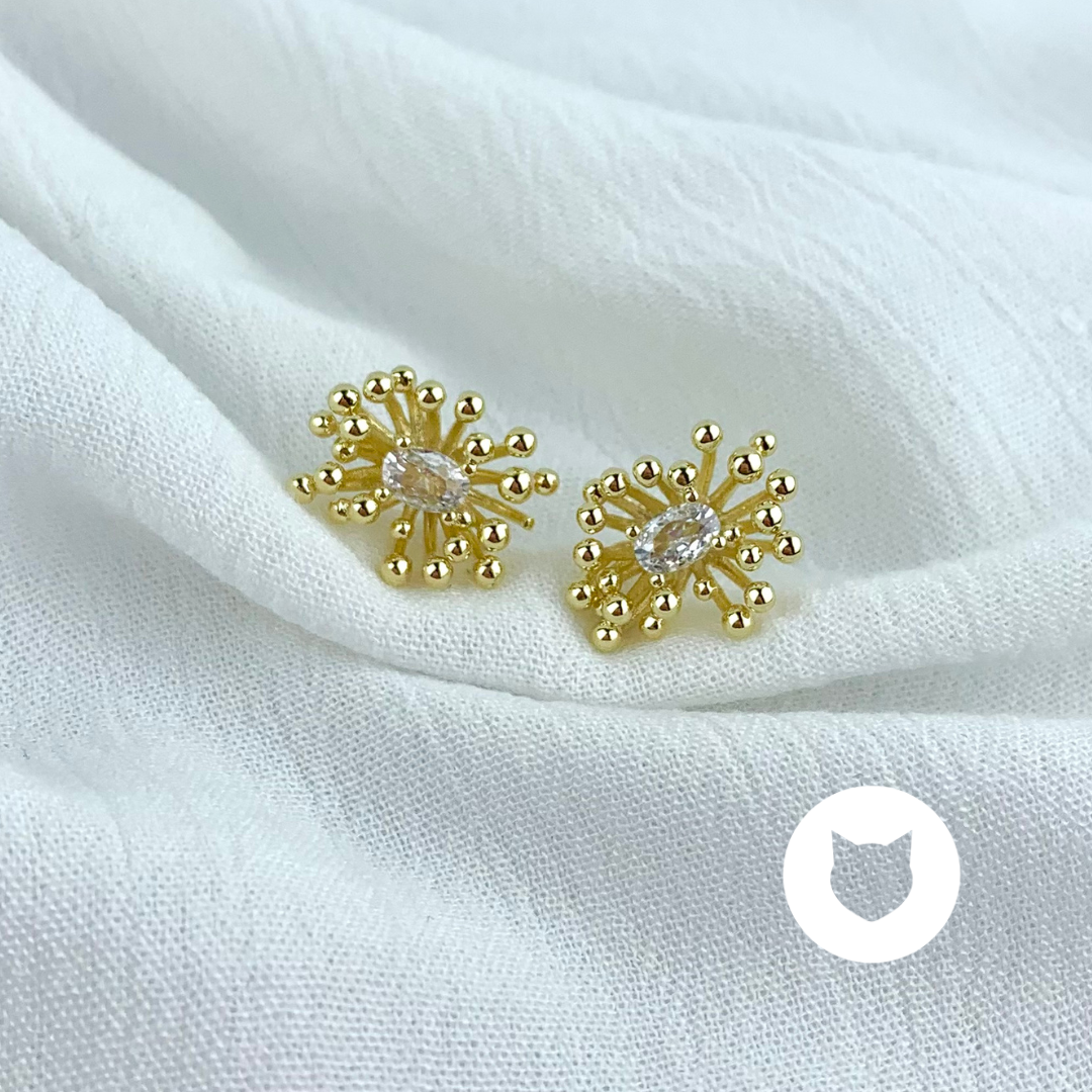 ​ARETES DE BRONCE CON BAÑO DE ORO Y CRISTALES AR2566G32