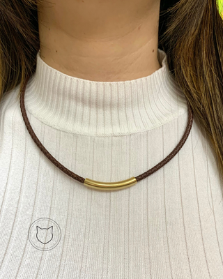COLLAR DE BAÑO DE ORO Y CUERO CO1123G45