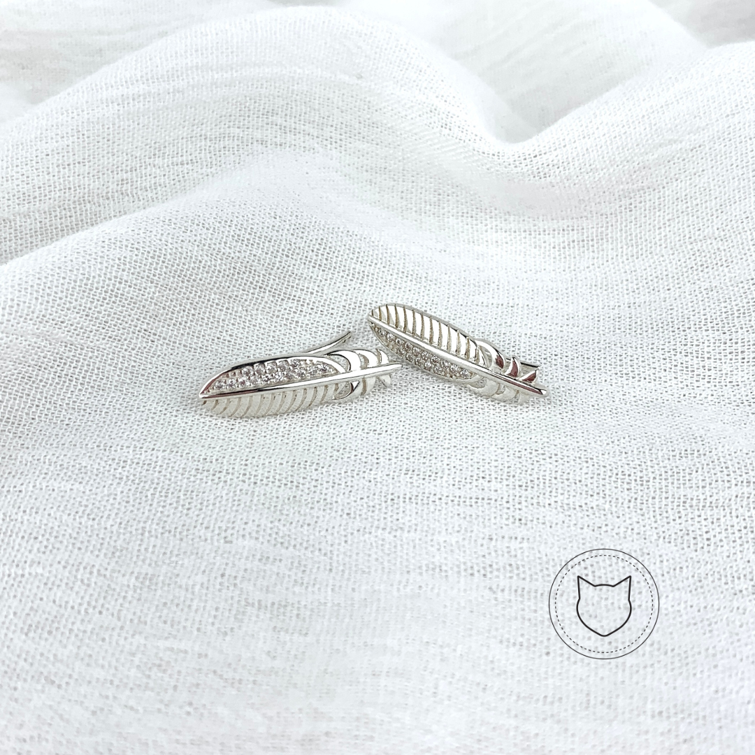 ​ARETES TREPADORES DE PLATA 925 Y CRISTALES EN MICROPAVÉ AR0819M20