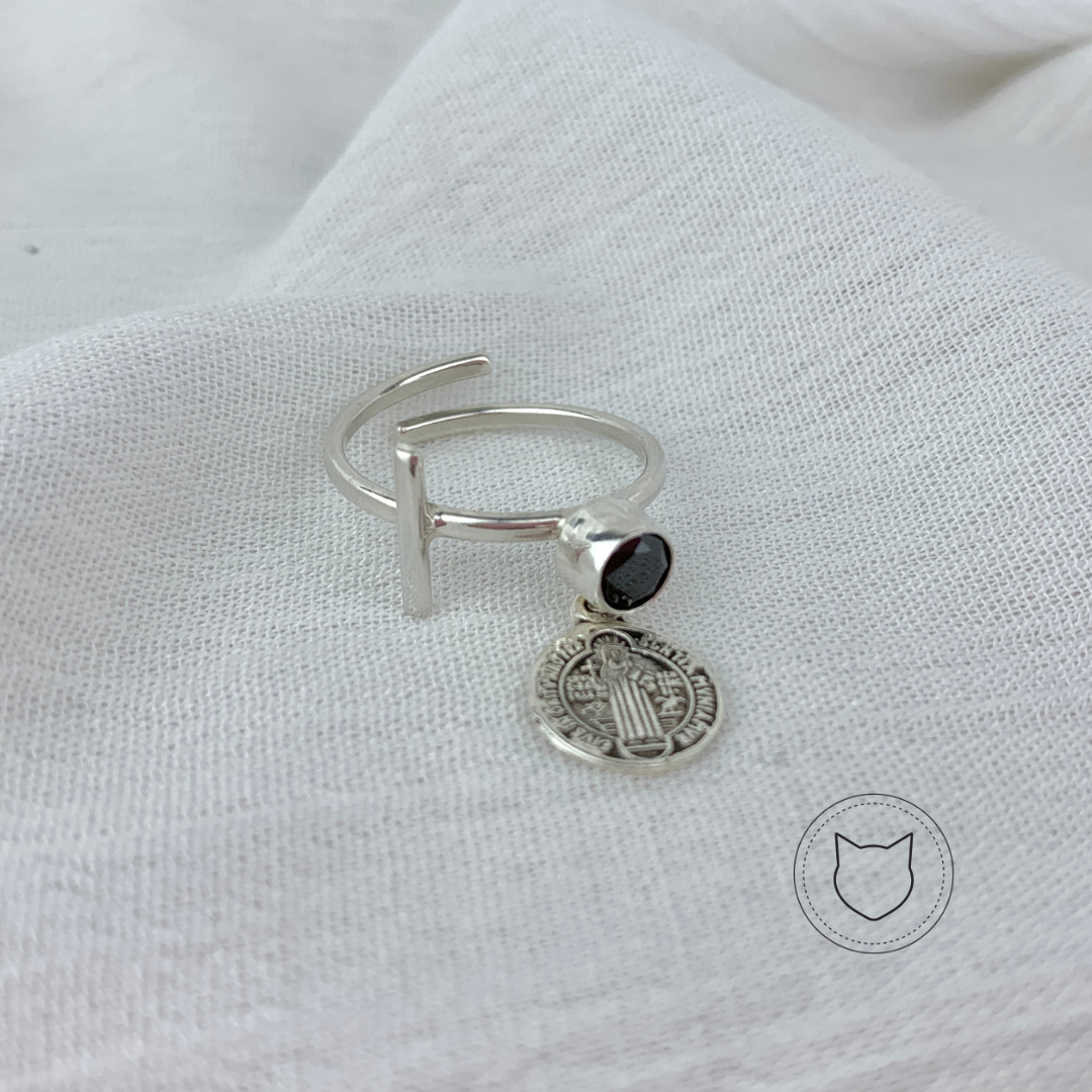 ANILLO SAN BENITO DE PLATA 925 Y CRISTAL NEGRO TALLA AJUSTABLE AN1628M43