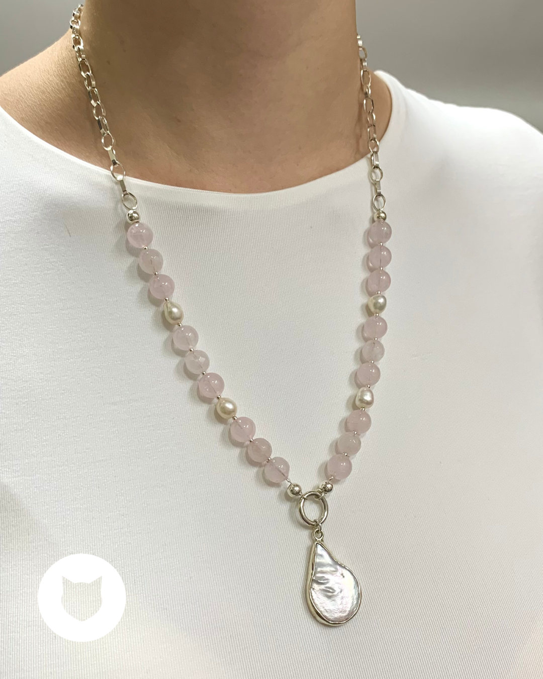 COLLAR DE PLATA 925, PERLA CULTIVADA Y CUARZO ROSA CO1667F40