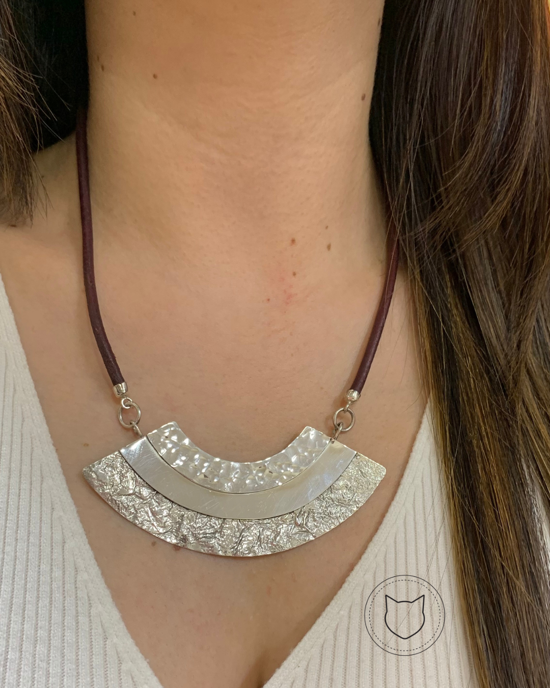COLLAR Y ARETES DE PLATA Y CUERO CAFÉ 925 CO1332M26