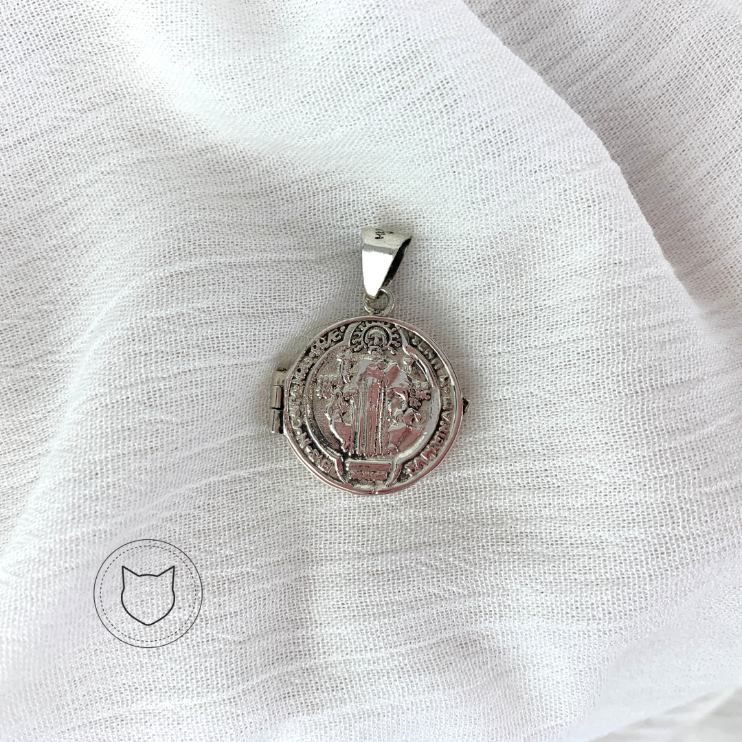 DIJE PLATA 925 RELICARIO DE SAN BENITO DI0029M
