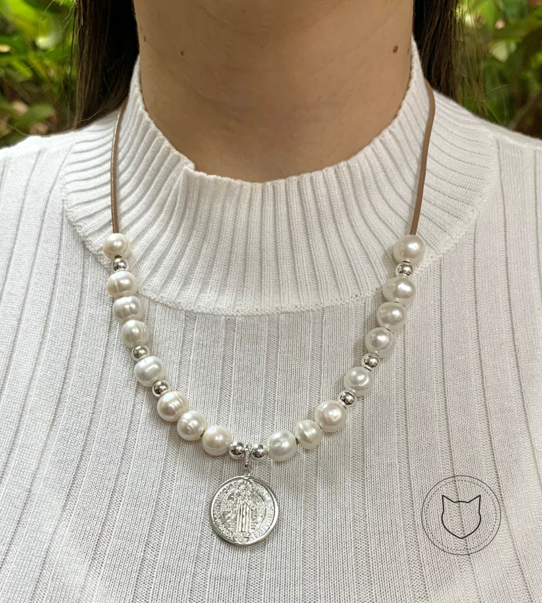 COLLAR DE PLATA 925, CUERO Y PERLAS CULTIVADAS CO0979F40