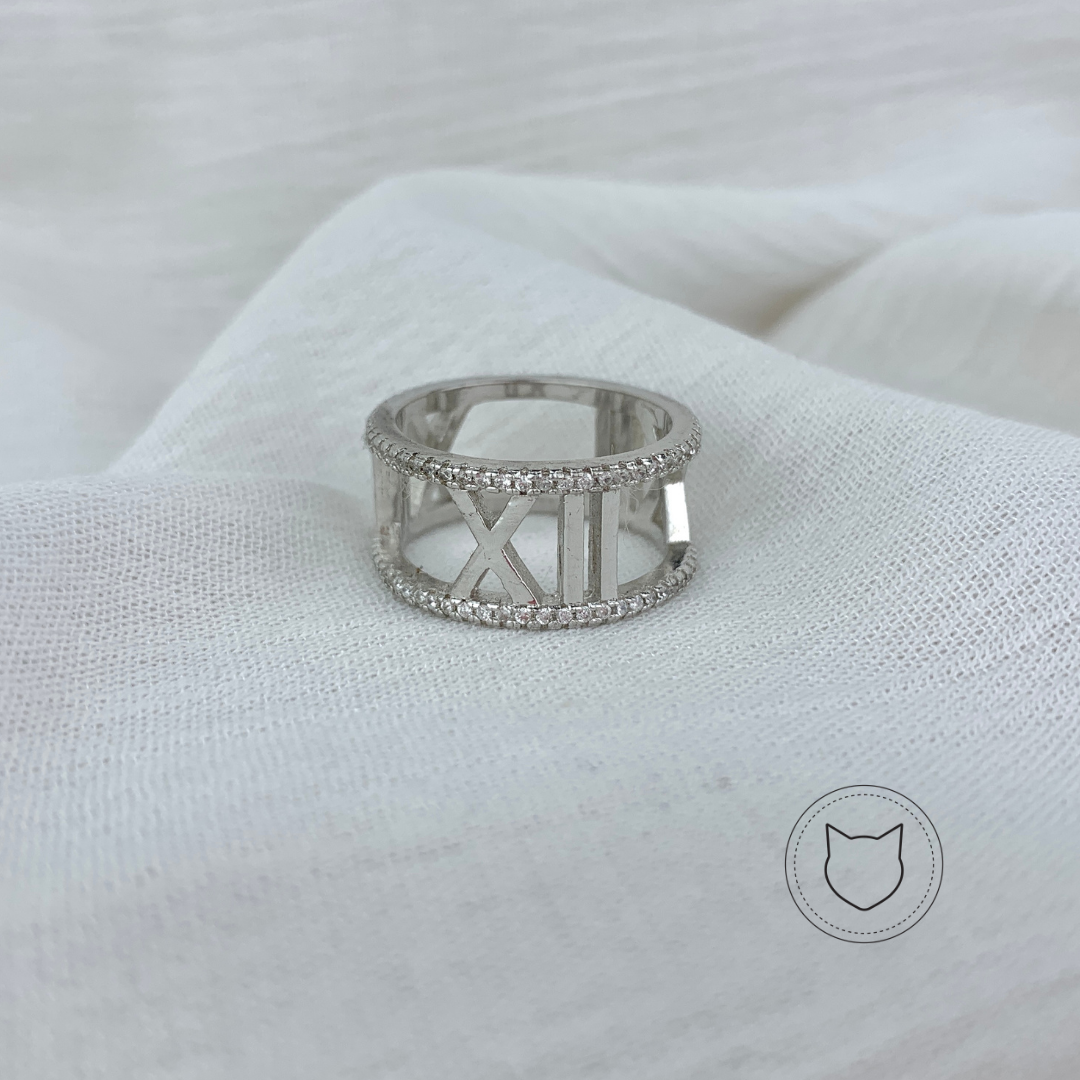 ANILLO DE PLATA 925 RODINADA Y CRISTALES EN MICROPAVÉ AN0109M