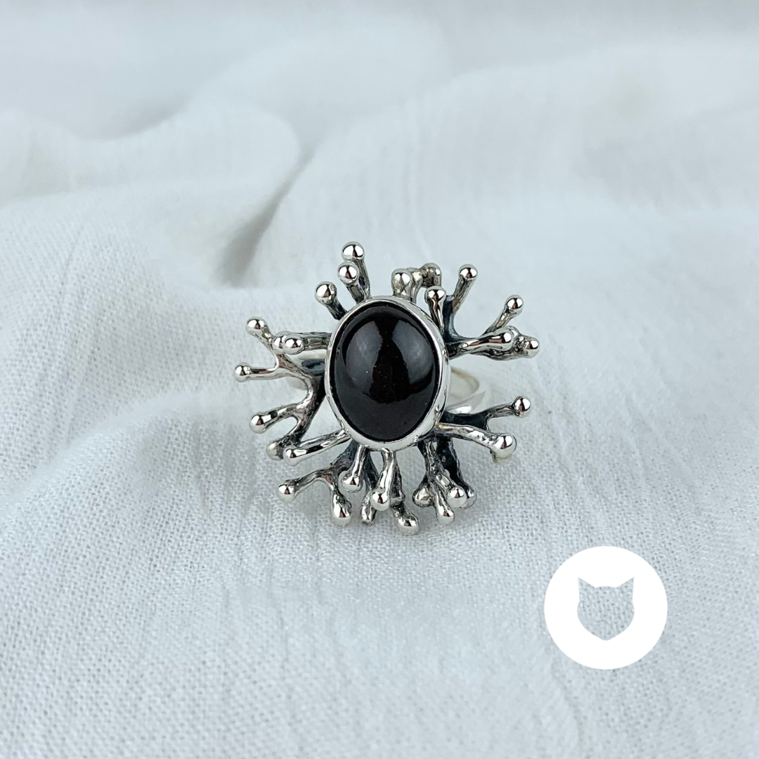 ANILLO DE PLATA 925 Y GRANATE