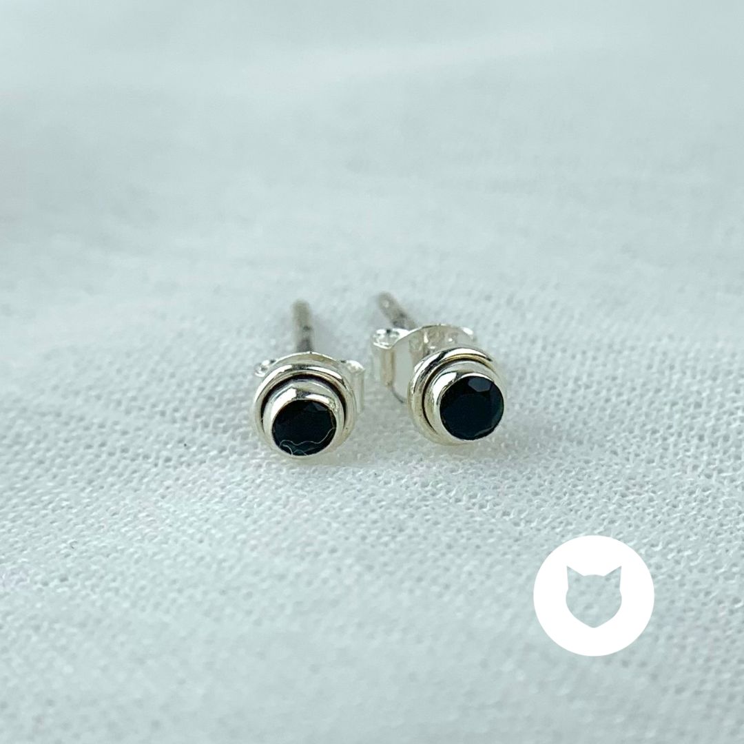 ​ARETES DE PLATA 925 Y ÓNIX AR2766L26