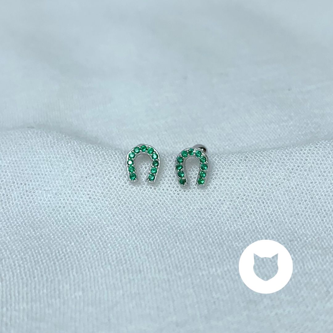 ARETES DE PLATA 925 Y CRISTALES VERDES HERRADURA AB0522L24