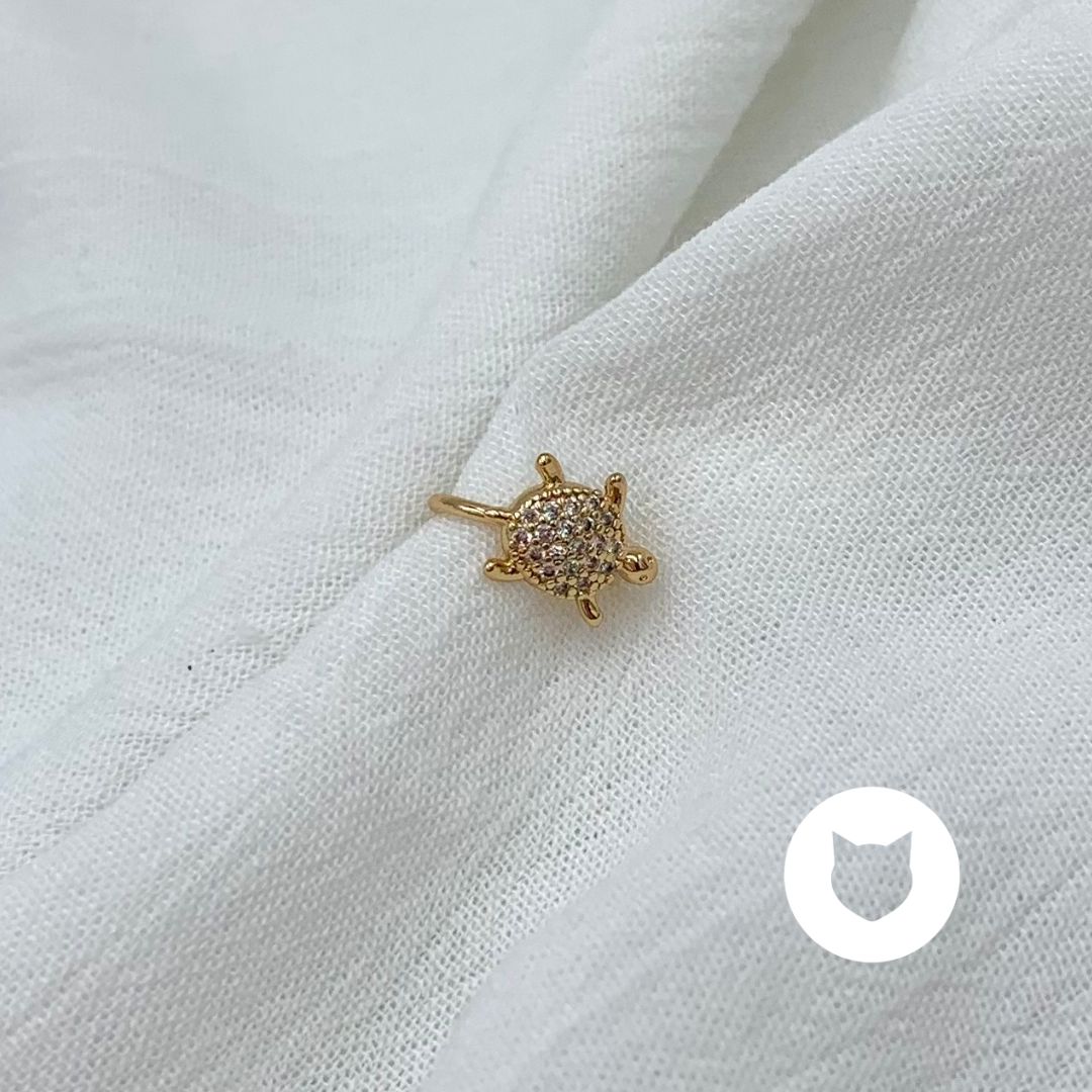 EARCUFF DE BAÑO DE ORO Y CRISTALES TORTUGA EA0724G30