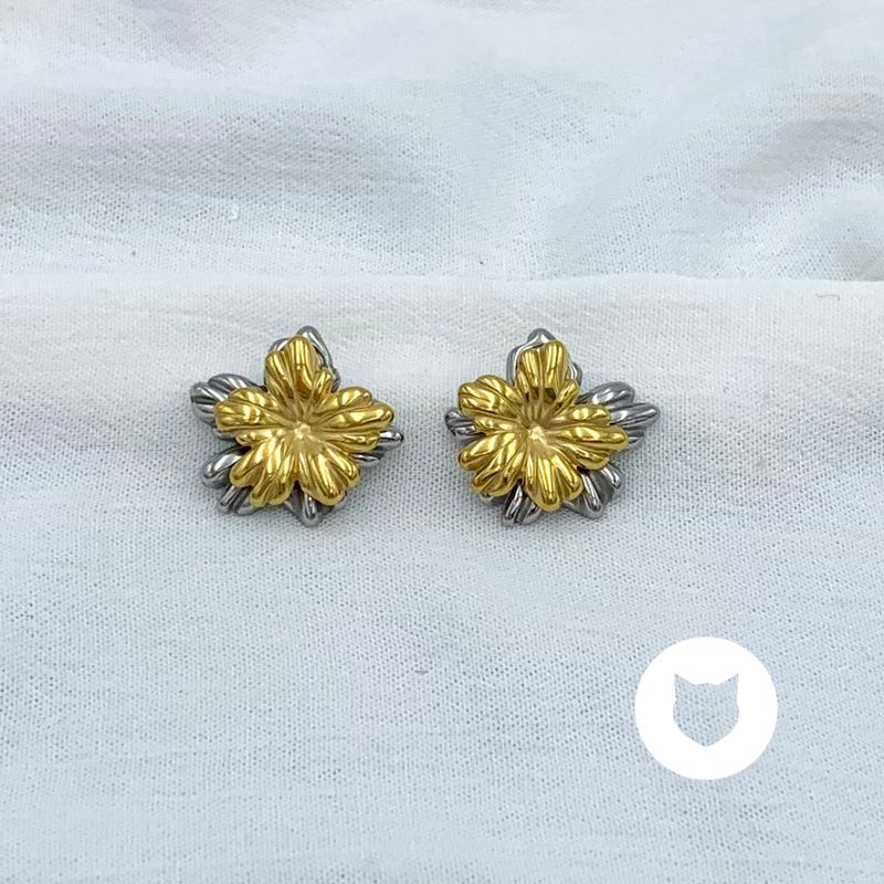 ARETES DE ACERO INOXIDABLE METALES MIXTOS FLOR AR2898G64
