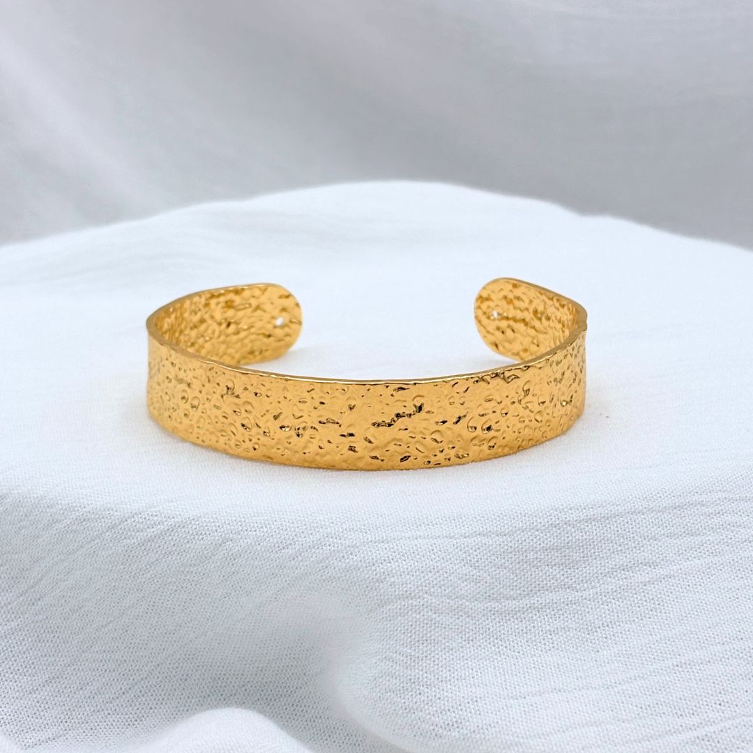 PULSERA ACERO CORRUGADO MEDIANA PU1998G136