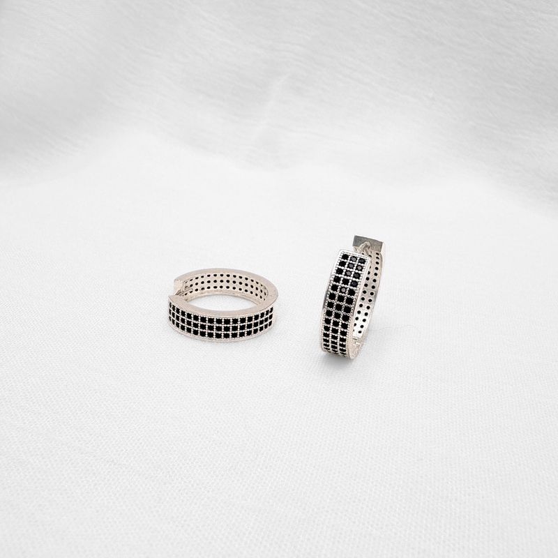 ARGOLLAS TIPO HUGGIE DE PLATA 925 CIRCONES NEGROS AG1889L22