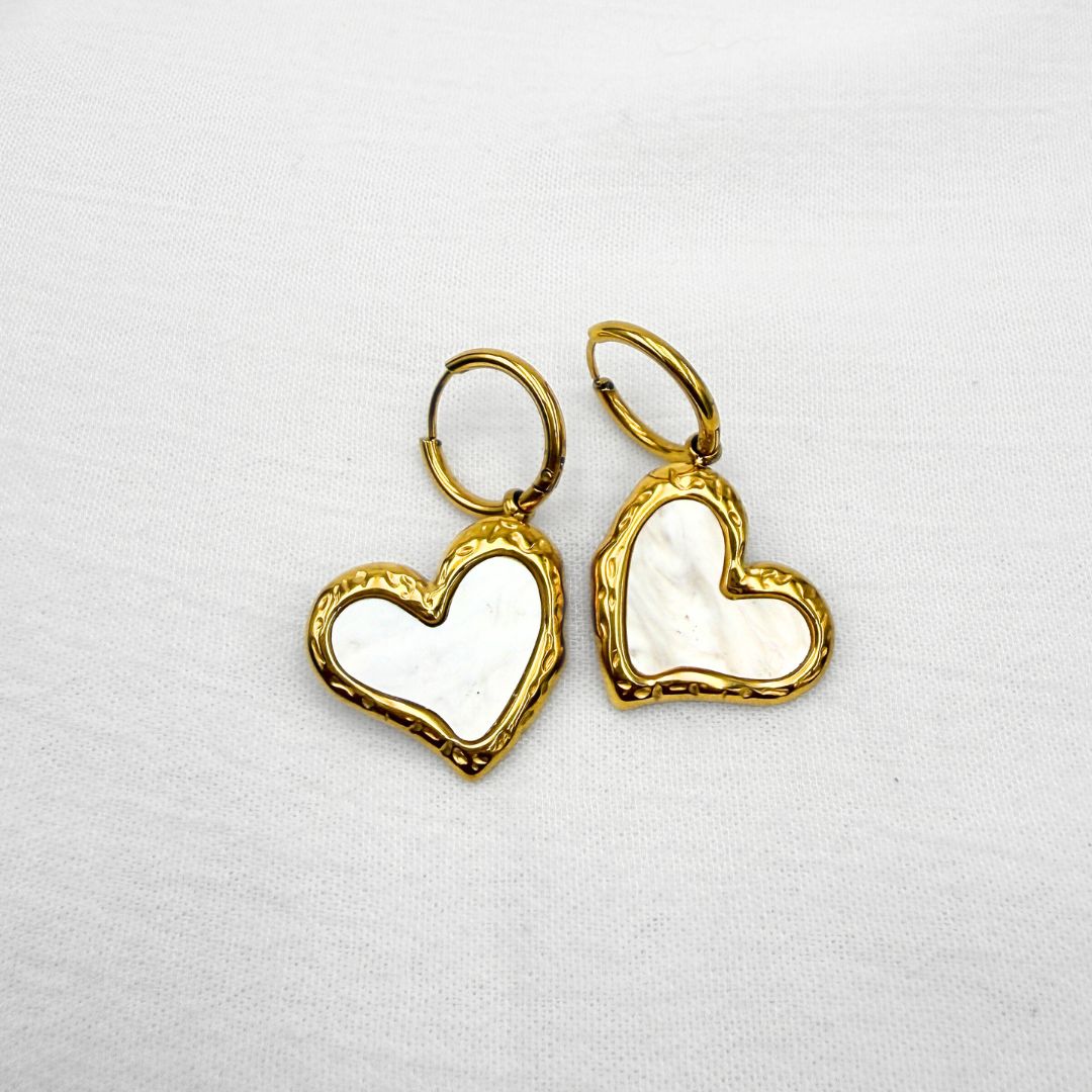 ARGOLLAS CON DIJE DE CORAZÓN EN MADRE PERLA Y ACERO AG1901G32 ARGOLLAS CON DIJE DE CORAZÓN EN MADRE PERLA Y ACERO AG1901G32