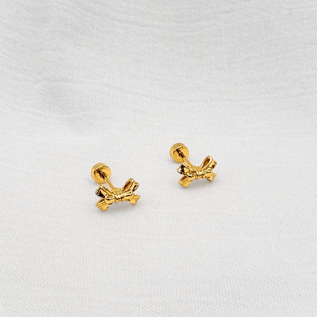 Aretes de Lazo Clásico con Relieve  AB0569G79