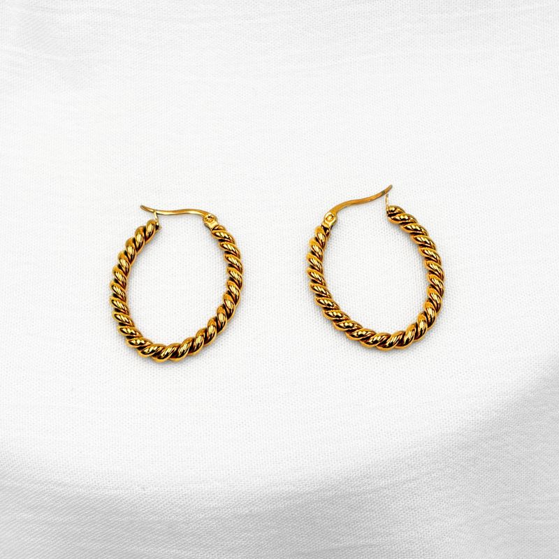 ARGOLLAS DE ACERO CON FORMA RETORCIDA CO11K5G33