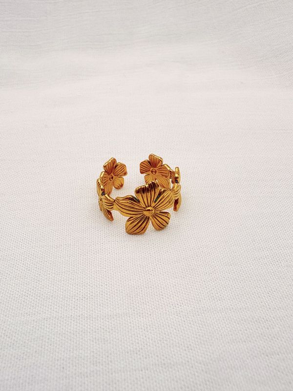 ANILLO AJUSTABLE DE FLORES EN ACERO AN3924G53