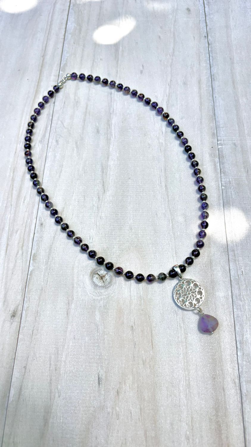 Collar de amatistas naturales y dije de mandala con amatista en Plata 925 CO1910F38