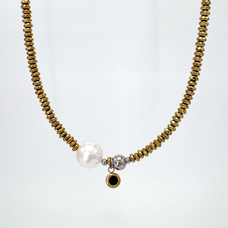 COLLAR DE CUENTAS FACETADAS CON PERLA, BALÍN Y DIJE CIRCULAR NEGRO CO1928G63 COLLAR DE CUENTAS FACETADAS CON PERLA, BALÍN Y DIJE CIRCULAR NEGRO CO1928G63