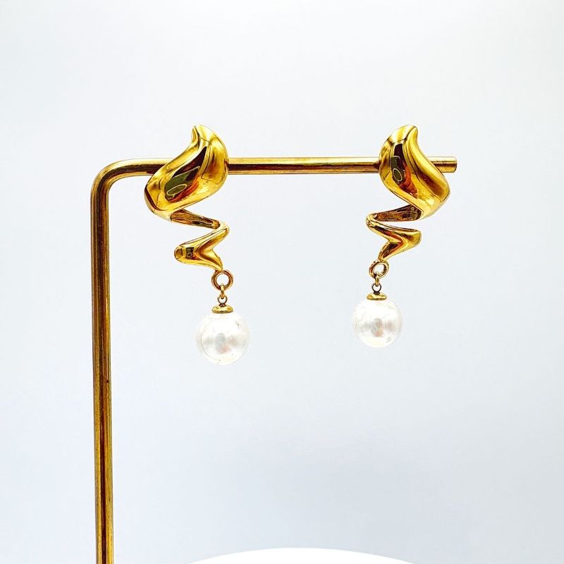 ARETES EM ACERO CON PERLA SINTÉTICA AR3209G31 ARETES EM ACERO CON PERLA SINTÉTICA AR3209G31