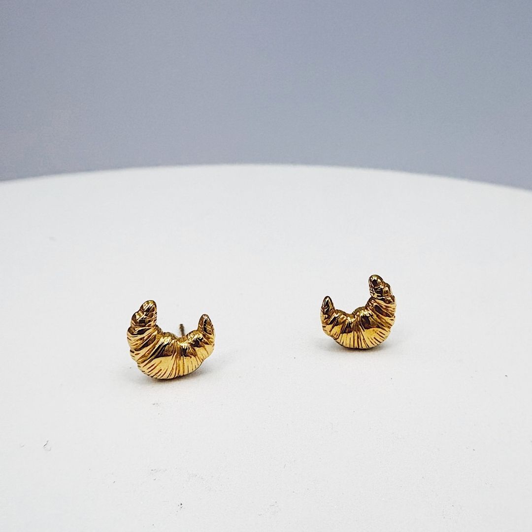 ARETES DE CROISSANT TEXTURIZADO EN BAÑO DE ORO AR3231G30 ARETES DE CROISSANT TEXTURIZADO EN BAÑO DE ORO AR3231G30
