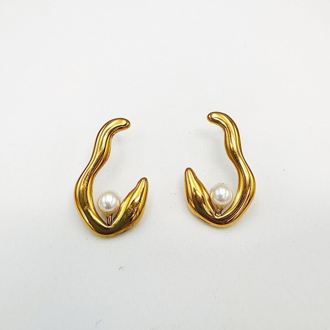 ARETES DE GANCHO CON PERLA SINTETICA EN ACERO AR3234G70 ARETES DE GANCHO CON PERLA SINTETICA EN ACERO AR3234G70