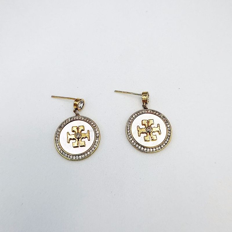 ARETES CON CIRCONES, CRUZ Y FONDO DE MADRE PERLA EN BAÑO DE ORO AR3238G30 ARETES CON CIRCONES, CRUZ Y FONDO DE MADRE PERLA EN BAÑO DE ORO AR3238G30