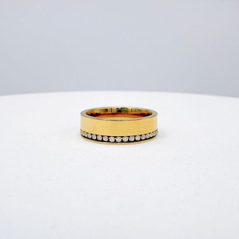ANILLO DE BANDA ANCHA CON FILA DE CIRCONIAS TALLA 7 AN3948G48 ANILLO DE BANDA ANCHA CON FILA DE CIRCONIAS TALLA 7 AN3948G48