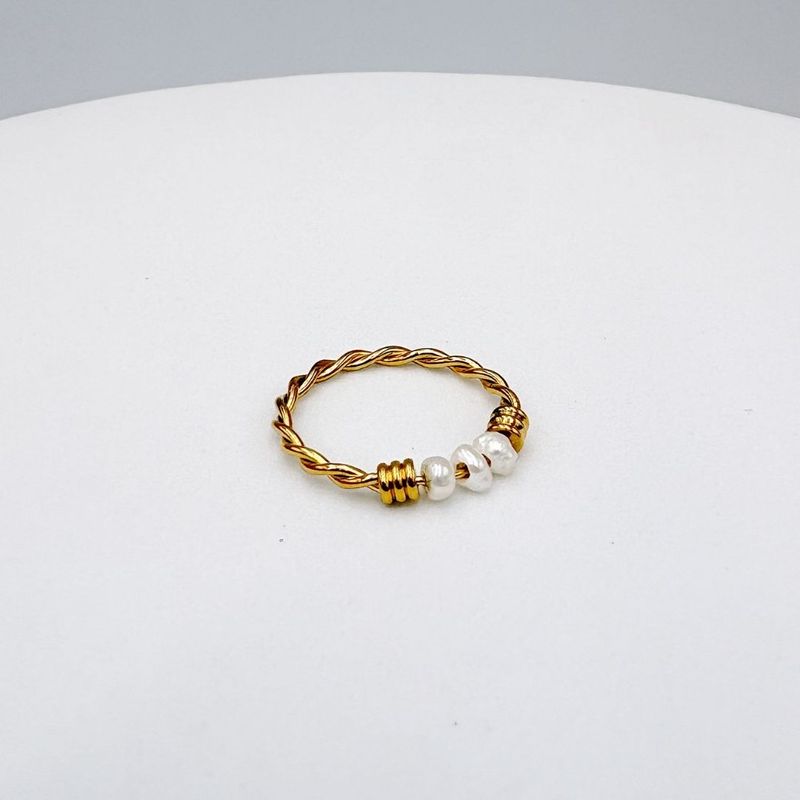 ANILLO TRENZADO EN ACERO CON PERLA CULTIVADA AN3967G39 ANILLO TRENZADO EN ACERO CON PERLA CULTIVADA AN3967G39