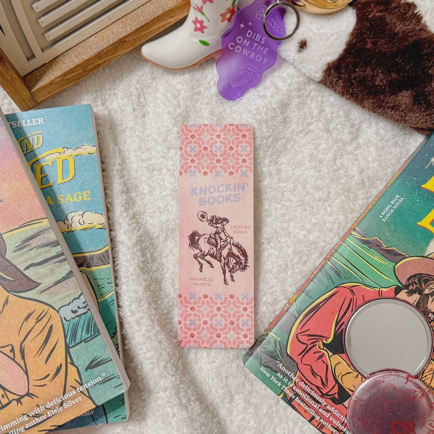 Knockin&#39; Books - Paper Bookmark