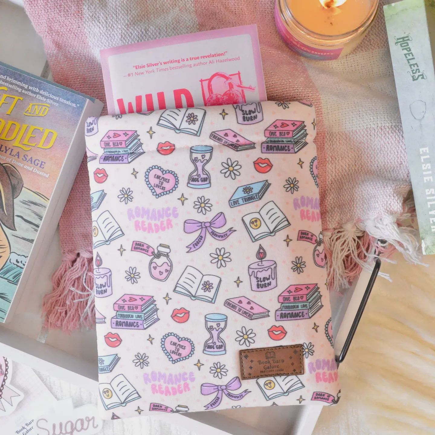 Lovely Reader Book Sleeve W/O Button