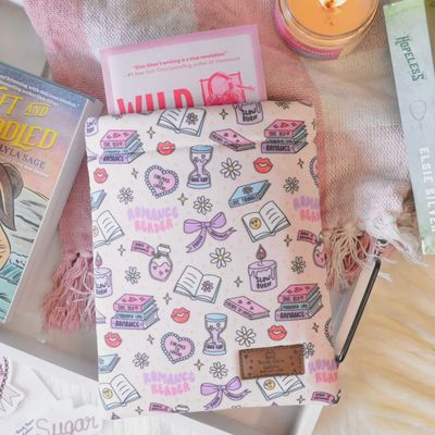 Lovely Reader Book Sleeve W/O Button