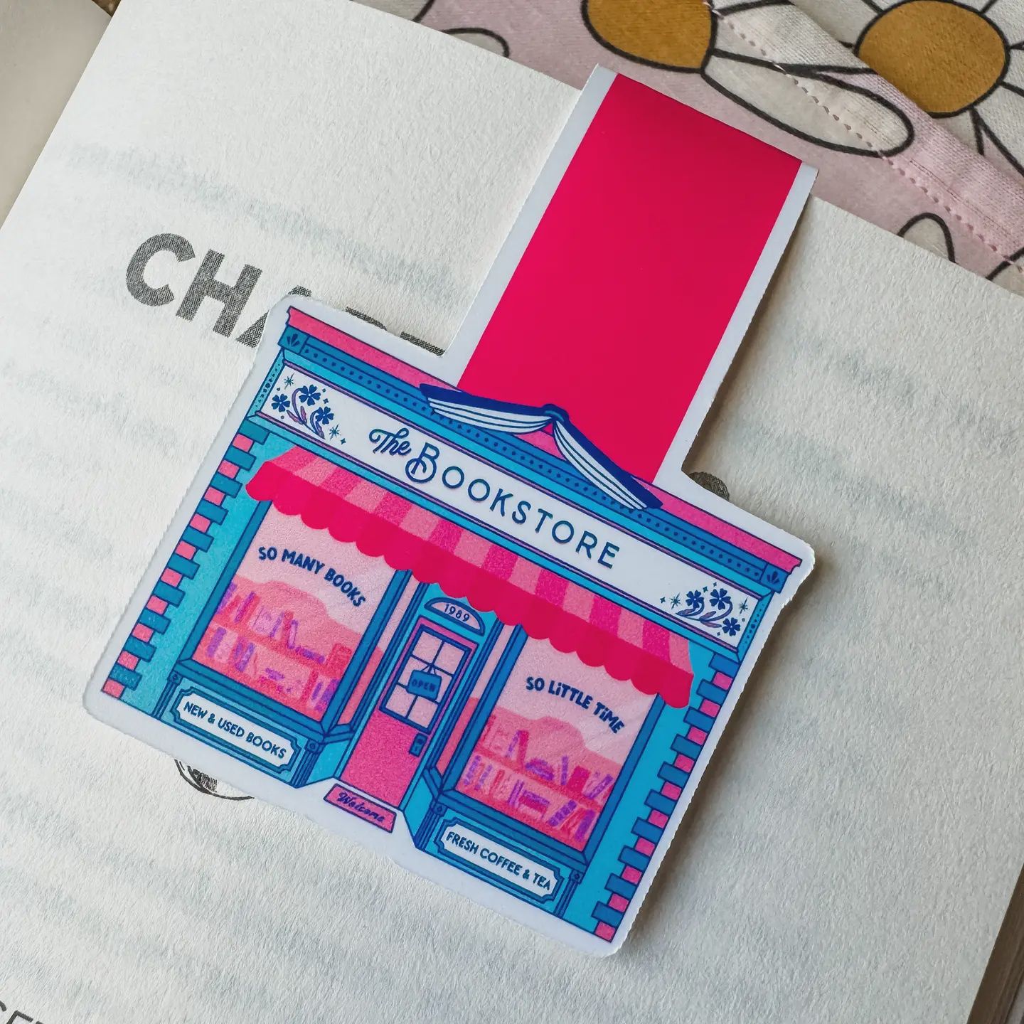 Magnetic Bookmark - Reader Gift - The Pink Bookstore