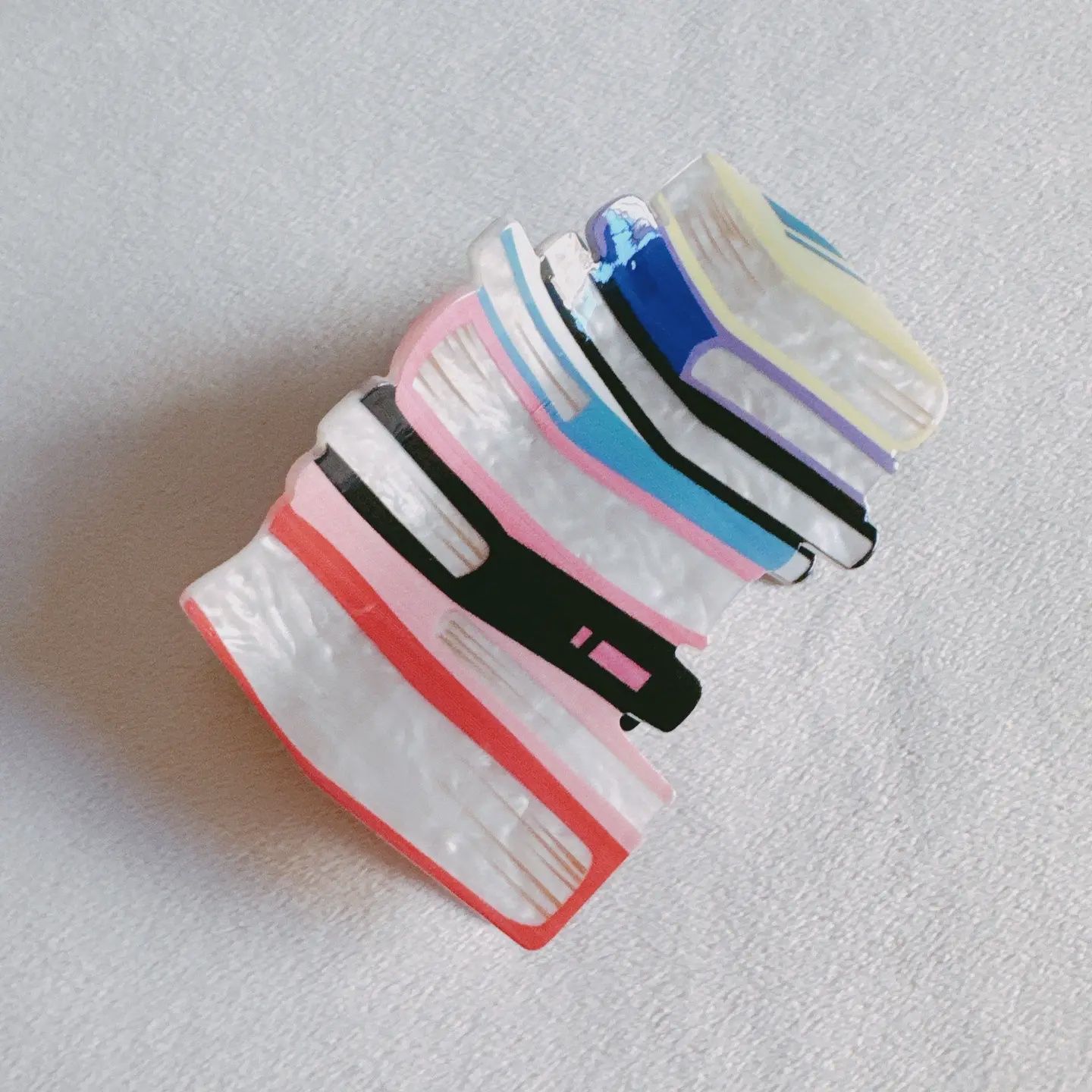 Colorful Librarian Hair Claw Pink