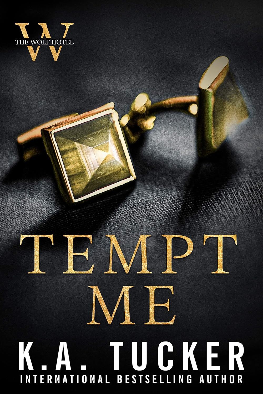 Tempt Me (The Wolf Hotel #1)