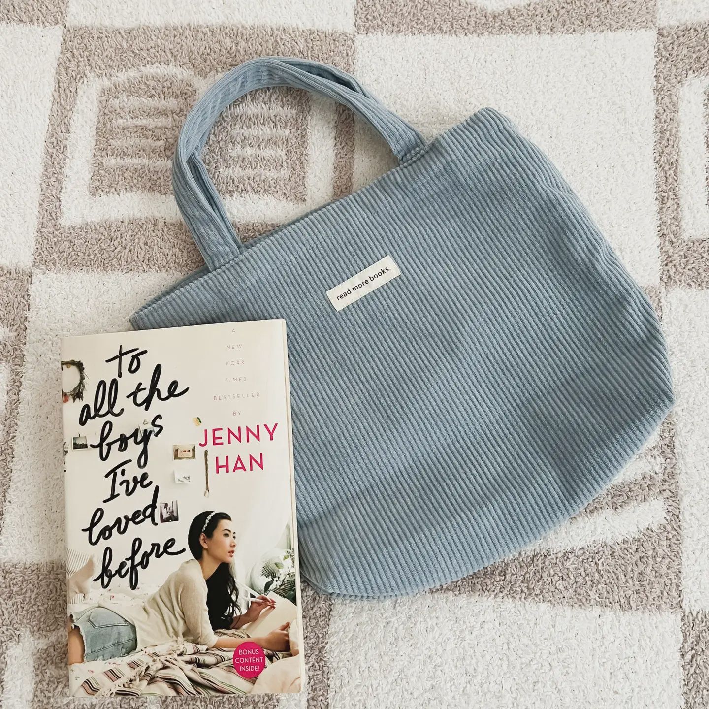 Read More Books Corduroy Tote, Color: Glacier / Full Size