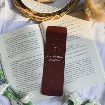 Pages Turn Bookmark
