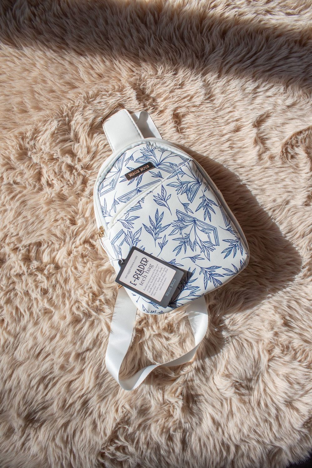 Bookish E-Reader Crossbody Tech Bag | Porcelain Books