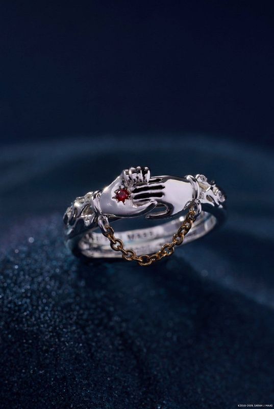 A Court of Thorns and Roses 'Keep Reaching Out Your Hand' Nesta &amp; Cassian Ring Set of 2