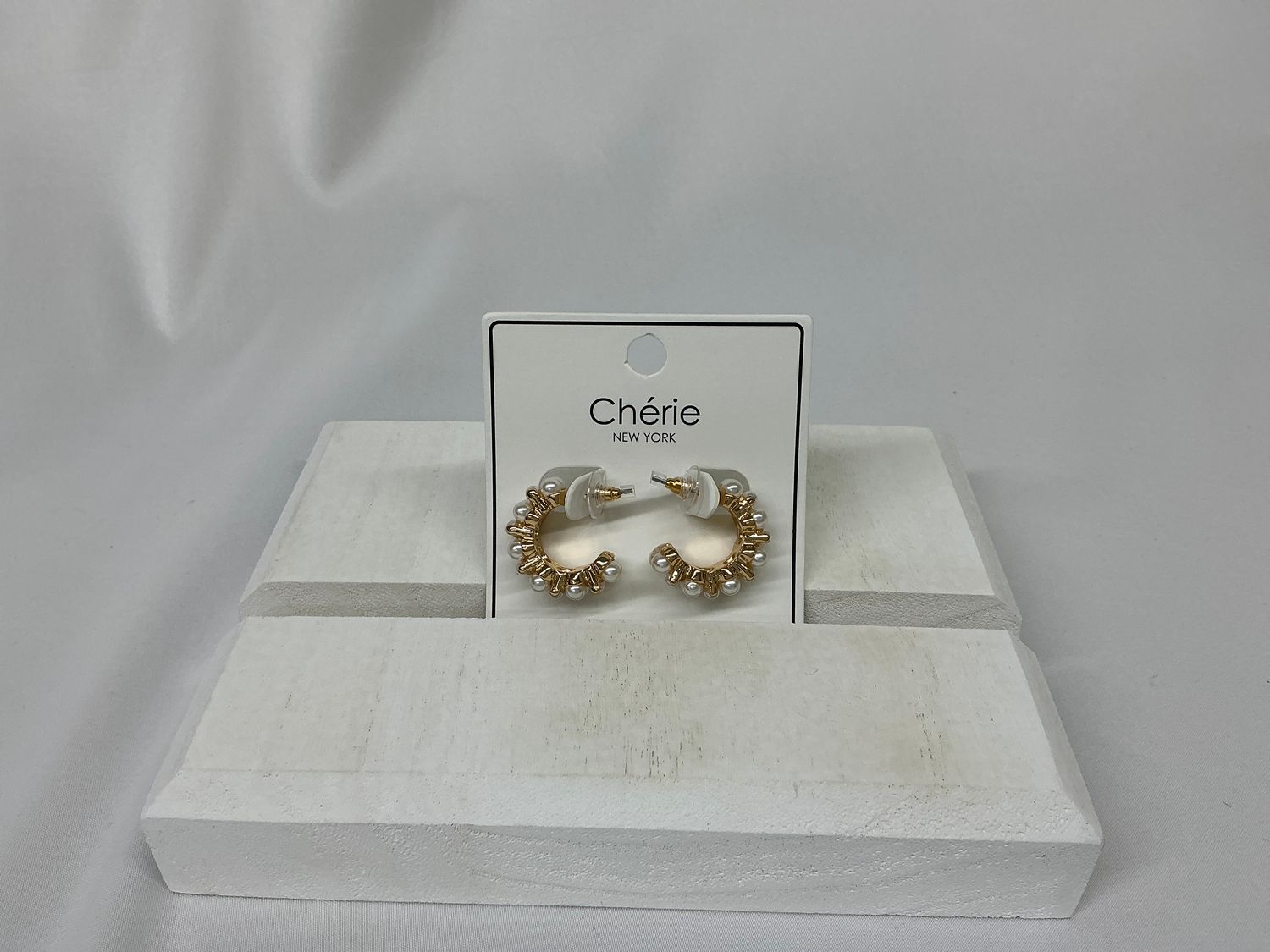 Gold Pearl Bubble 1/2” Hoops