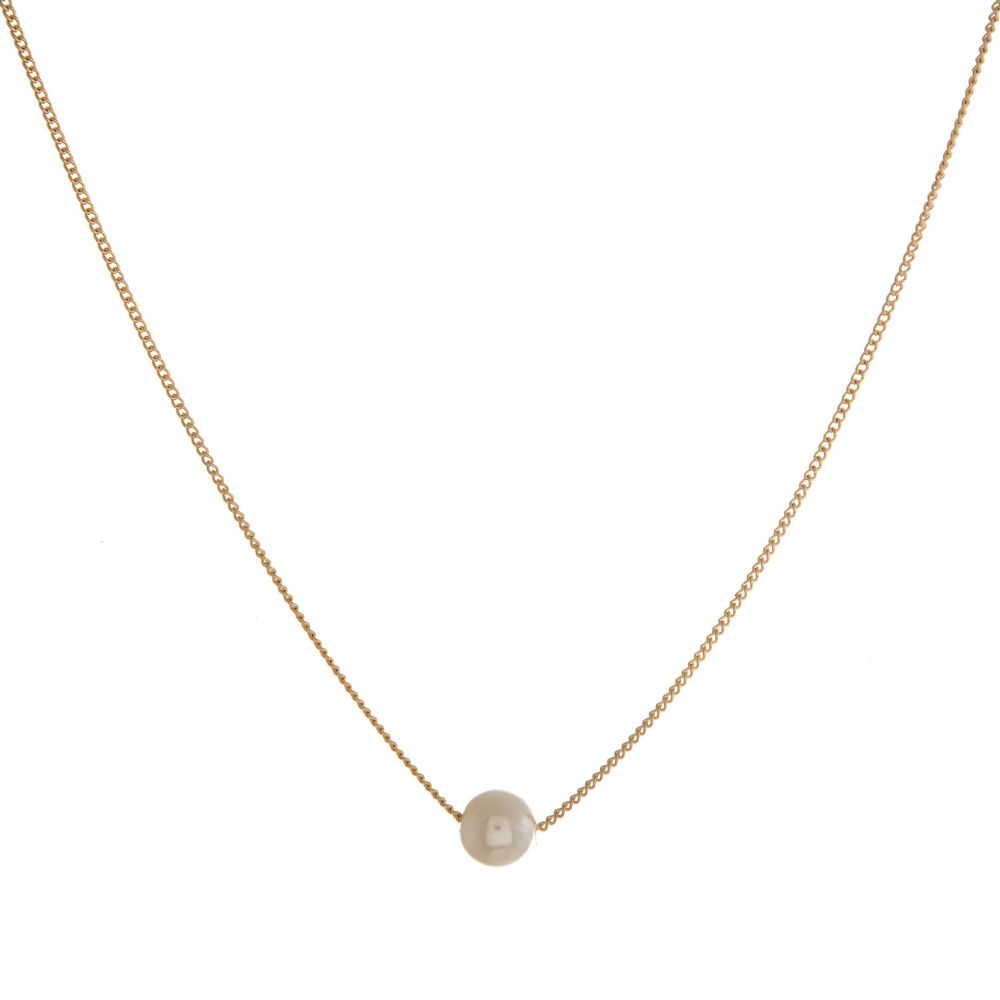 Dainty Pearl Necklace