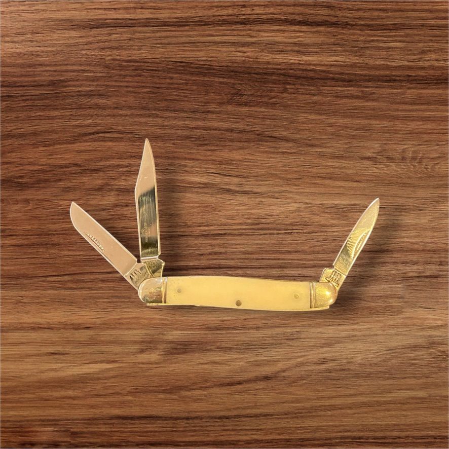 2.75" Triple Blade Stockman (KN243)