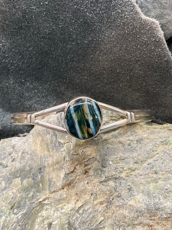 Mammoth Tooth Cuff