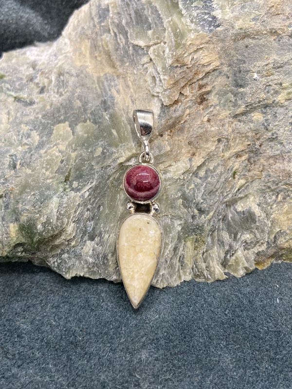 Fossil Walrus Ivory &amp; Spiny Oyster Pendant
