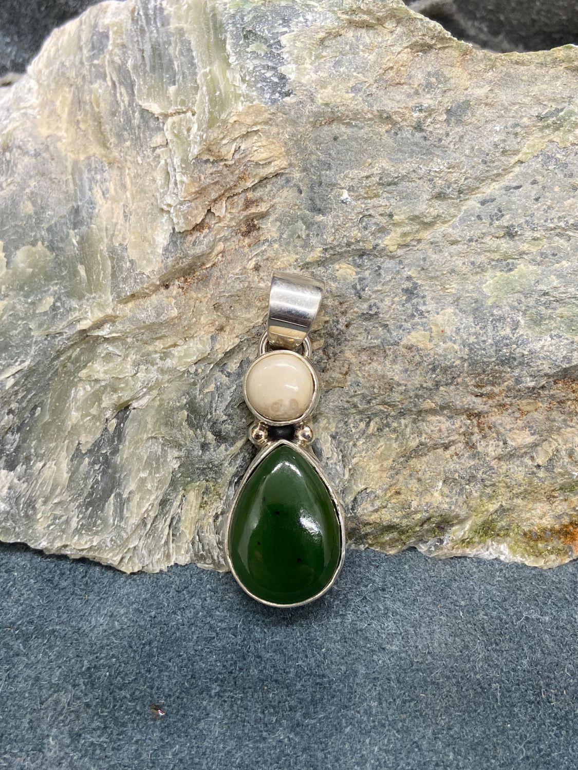 Jade &amp; Fossil Walrus Ivory Pendant