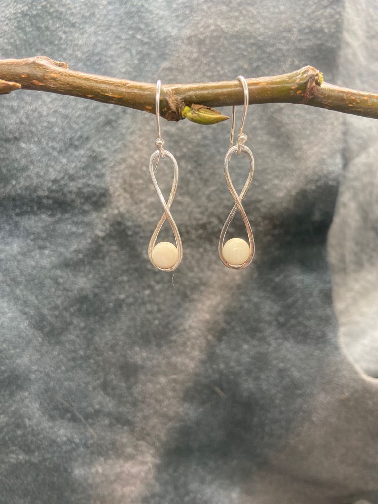 6mm Ivory Bead Infinity Earrings