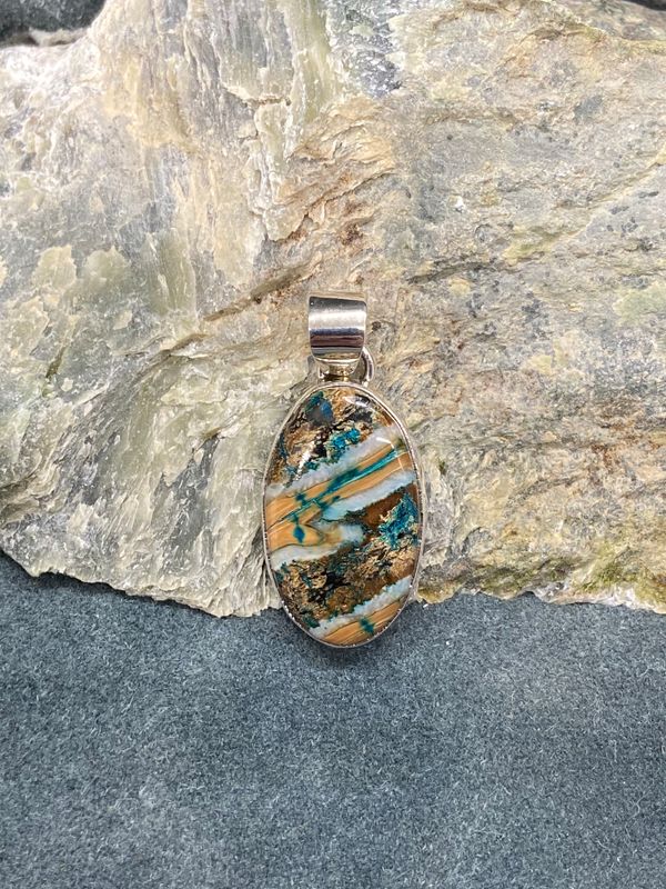 Mammoth Tooth Oval Pendant